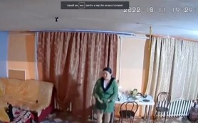 Cameră de supraveghere furată din Ucraina a fost instalată în casa familiei unui soldat rus. Proprietarul poate urmări online ce se întâmplă în casa rușilor